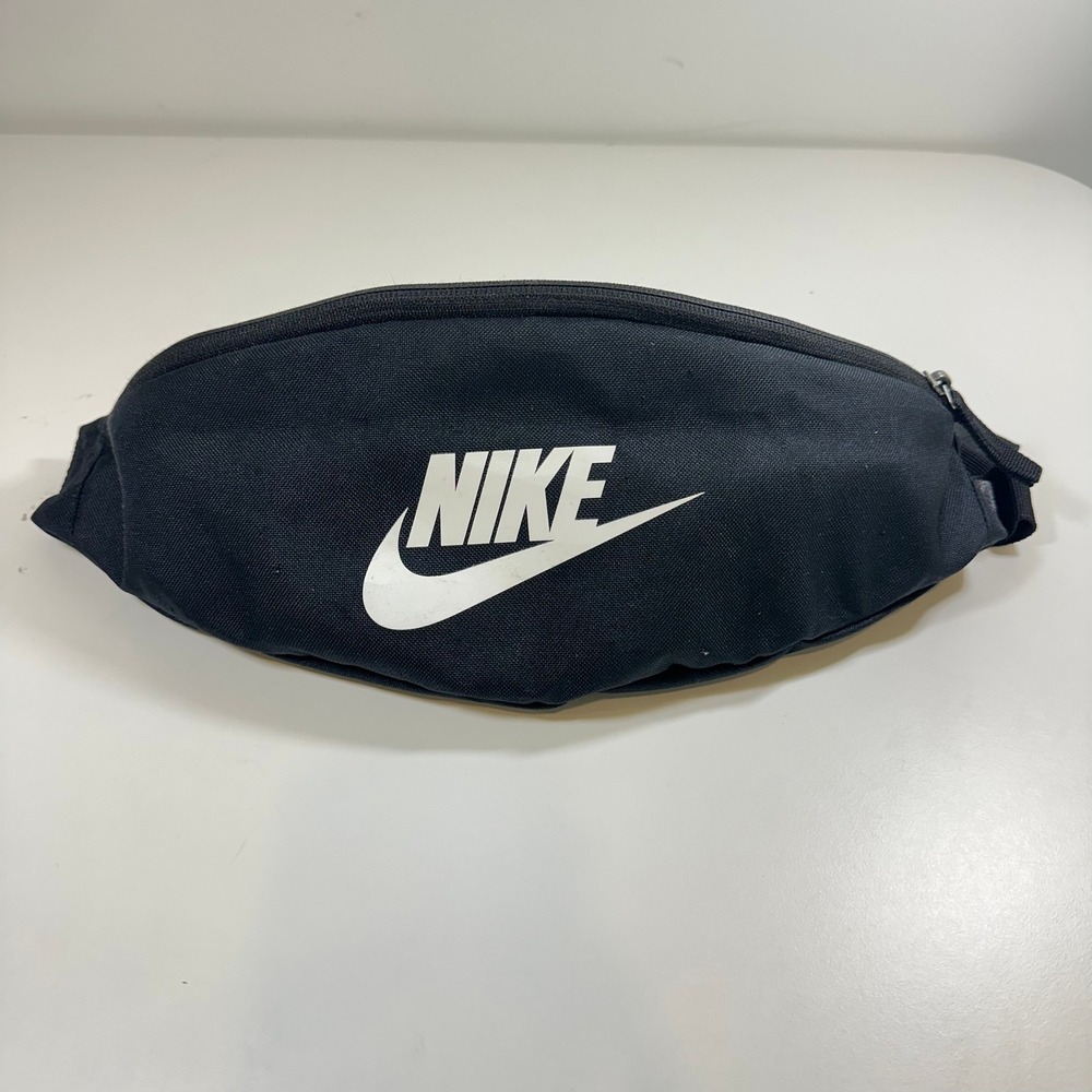 Nike Heritage Fanny Pack Black Waist Bag Adjustable Strap BA5750-010